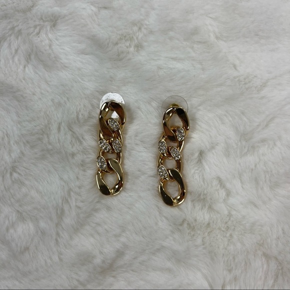 CHAIN LINK PAVE DROP EARRINGS GOLD - Picture 3 of 13